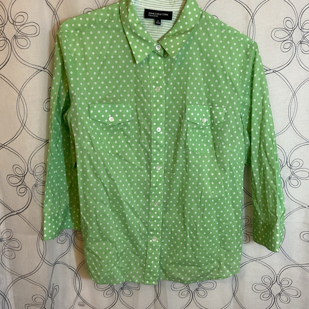 Jones New York Signature Green Polka dot Button Up Long Sleeve Tap Size XL‎